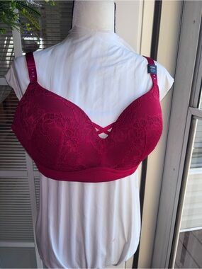 NWT Torrid Red 42DD Dream Wire-Free Boost Bra